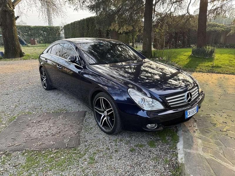 Begagnad Mercedes CLS500 306 HK (225 kW) 2004 Blå Sedan