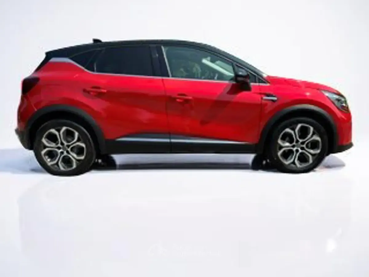 Usata Renault Captur Intens 101 CV (74 kW) 2020 Rosso SUV
