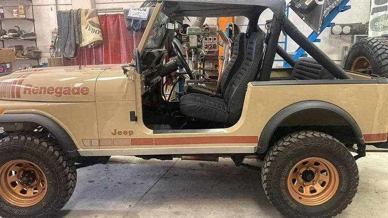 Usata Jeep CJ 105 CV (77 kW) 1981 Beige SUV