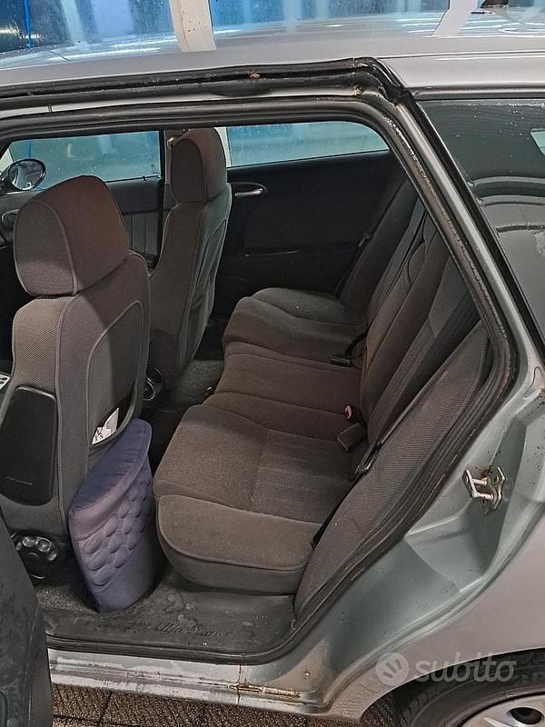 Usata Alfa Romeo 156 140 CV (102 kW) 2004 Grigio Station wagon