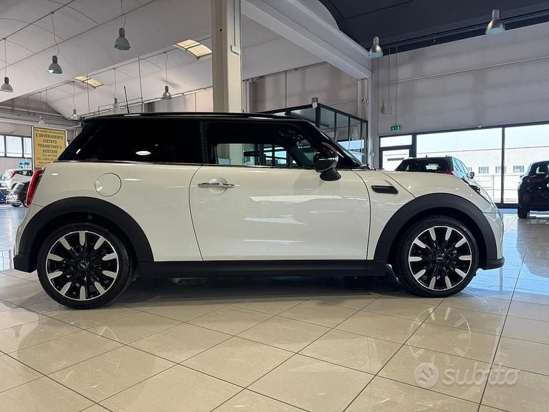 Usata Mini Cooper Classic 136 CV (100 kW) 2024 Bianco Utilitaria