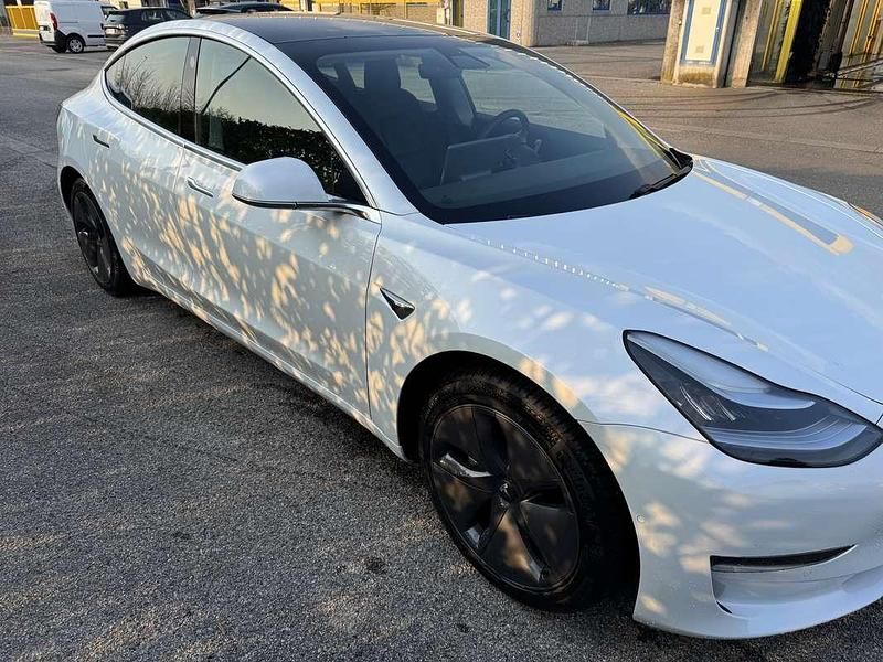 Usata Tesla Model 3 152 kW (208 CV) 2020 Berlina