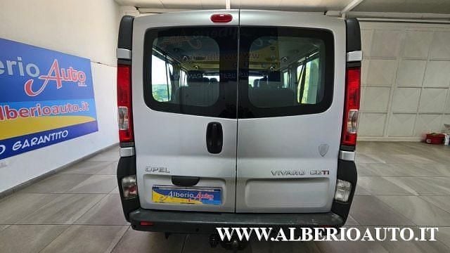 Usata Opel Vivaro 120 CV (88 kW) 2010 Grigio Monovolume