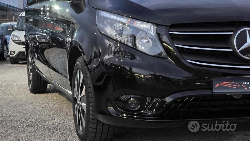 Usata Mercedes Vito 163 CV (119 kW) 2023 Nero Furgone
