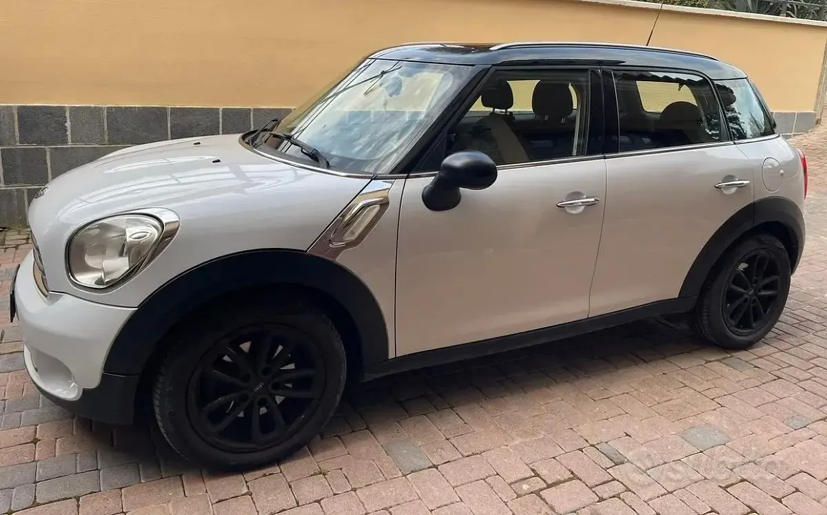 Usata Mini Cooper Countryman 111 CV (81 kW) 2015 Bianco SUV