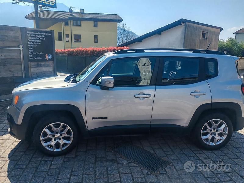 Usata Jeep Renegade Longitude 120 CV (88 kW) 2014 Grigio SUV