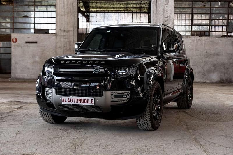 Usata Land Rover Defender Dynamic 249 CV (183 kW) 2022 Santorini black SUV