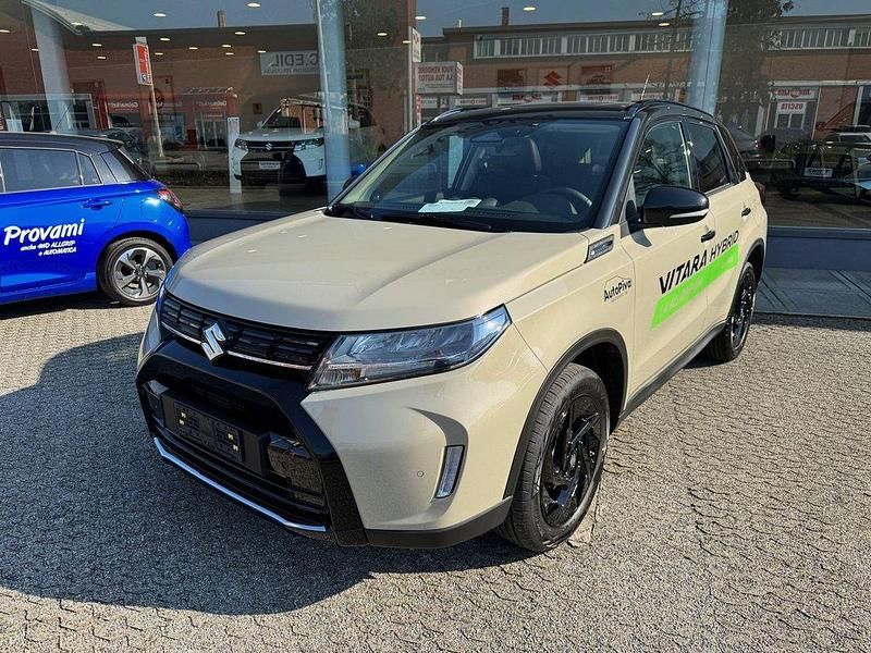 Usata Suzuki Vitara 110 CV (80 kW) 2026 Beige SUV