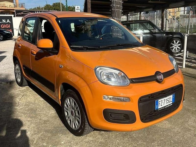 Arancione Usata 2020 Fiat Panda Easy Due volumi | 9500 € (Buon prezzo) - Immagine 1/4
