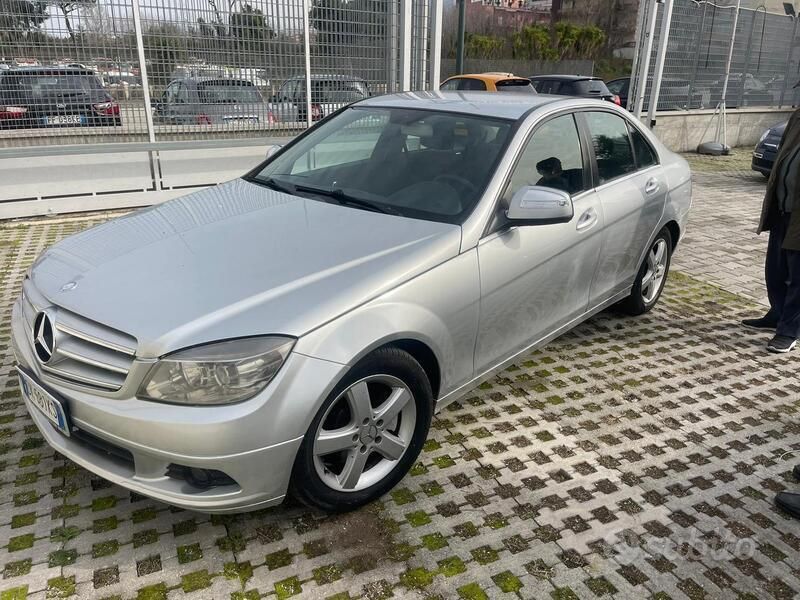 Usata Mercedes C220 2007 Grigio Berlina