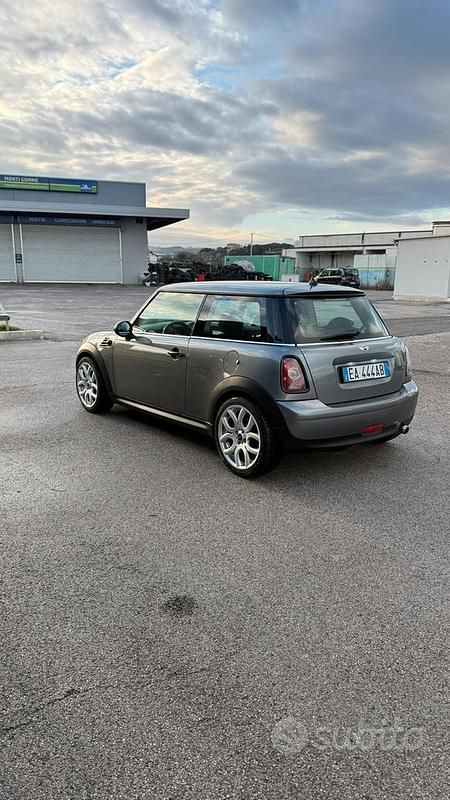 Usata Mini ONE 75 CV (55 kW) 2009 Grigio Utilitaria