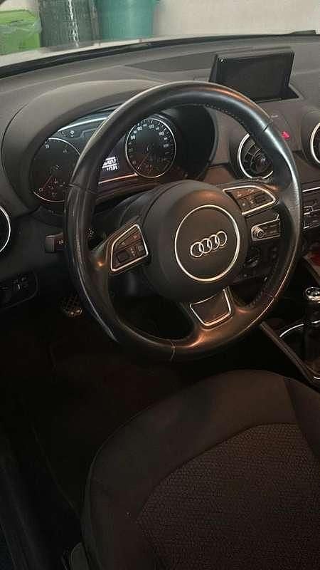 Usata Audi A1 Sportback Admired 90 CV (66 kW) 2016 Nero Utilitaria