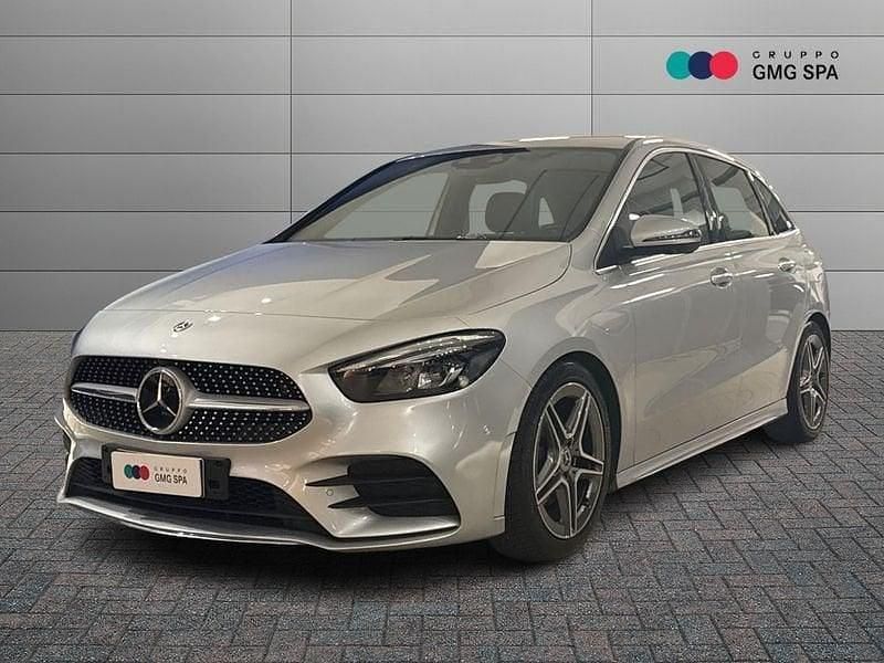 Usata Mercedes B200 Premium 150 CV (110 kW) 2019 Argento Monovolume