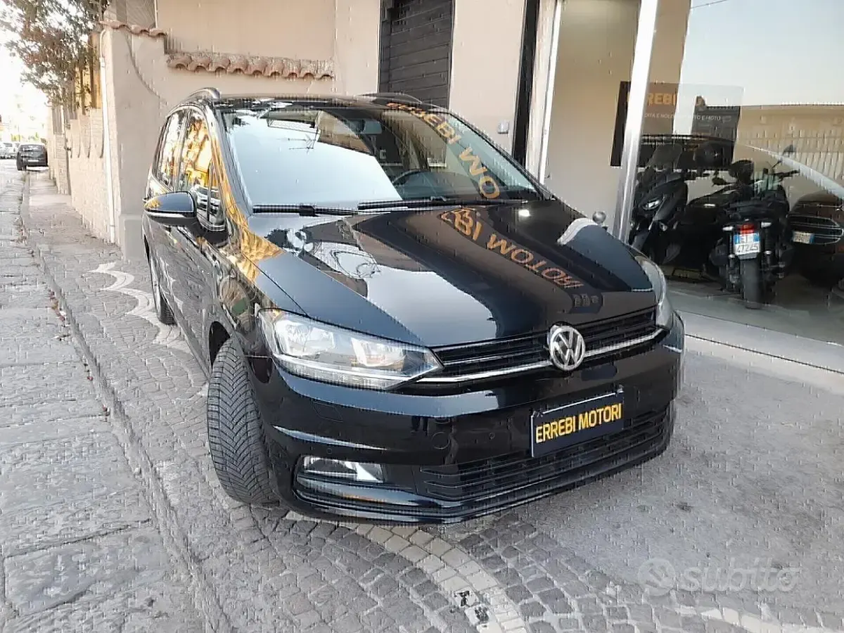 Usata VW Touran 115 CV (84 kW) 2017 Nero Monovolume