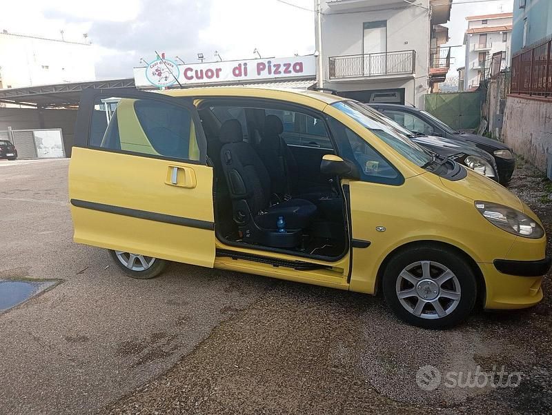 Usata Peugeot 1007 2005 Monovolume