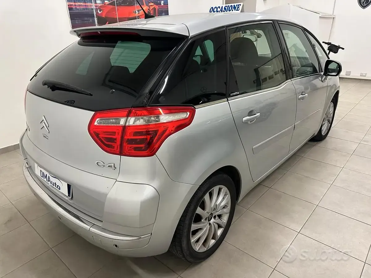 Usado Citroën C4 Exclusive 112 CV (82 kW) 2011 Gris Monovolumen