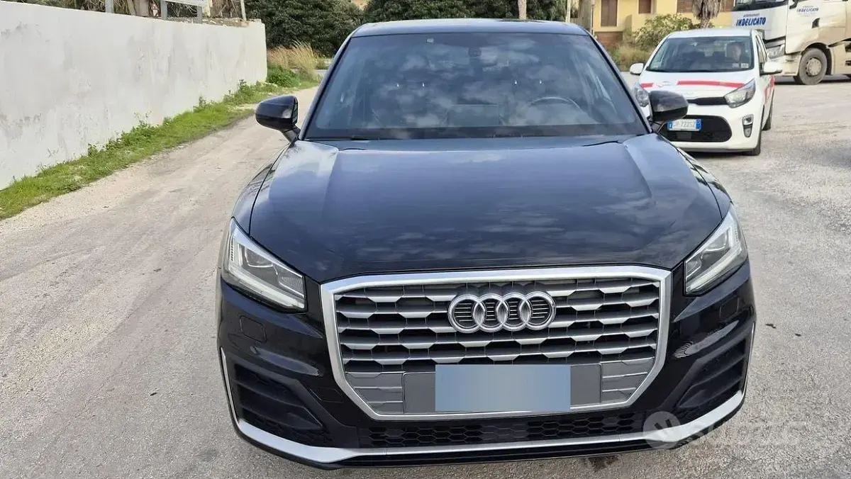 Usata Audi Q2 S-Line 116 CV (85 kW) 2017 Nero SUV