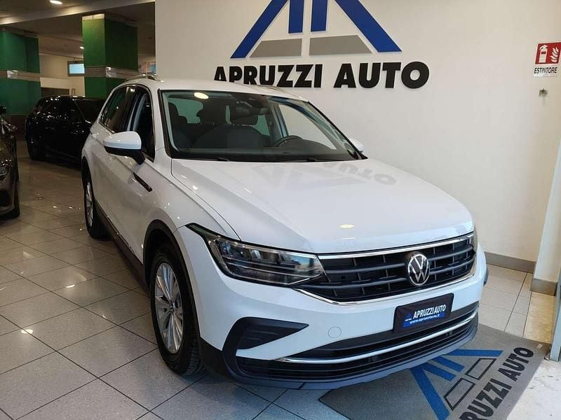Bianco Usata 2022 VW Tiguan Life SUV | 21.500 € (Super prezzo) - Immagine 1/4