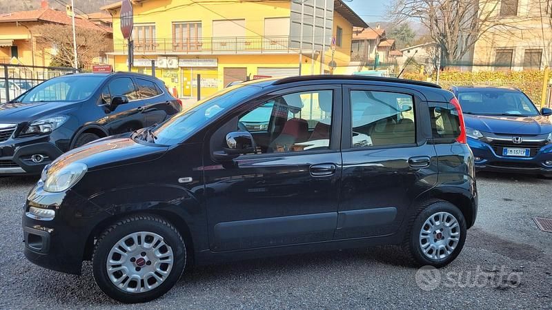 Usata Fiat Panda Lounge 69 CV (50 kW) 2015 Nero Berlina