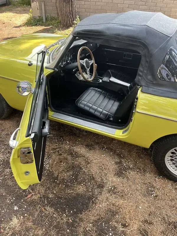 Usata MG B 95 CV (69 kW) 1975 Verde