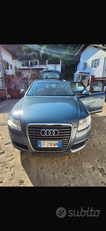 Blu Usata 2010 Audi A6 Due volumi | 7000 € - Immagine 1/4