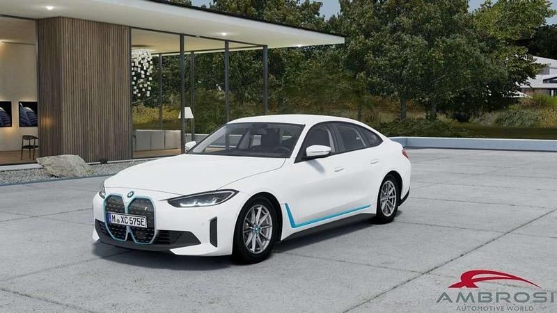 Nuova BMW i4 250 kW (340 CV) 2025 Bianco Berlina