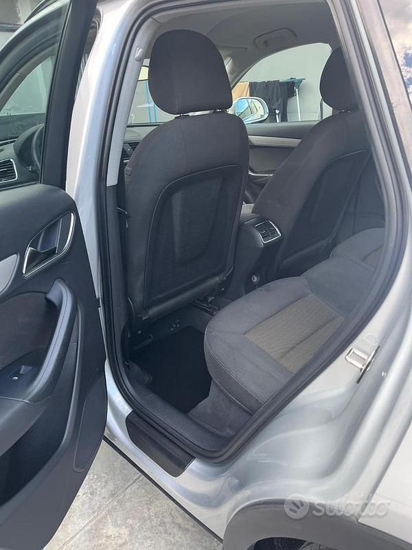Usata Audi Q3 150 CV (110 kW) 2012 Grigio SUV