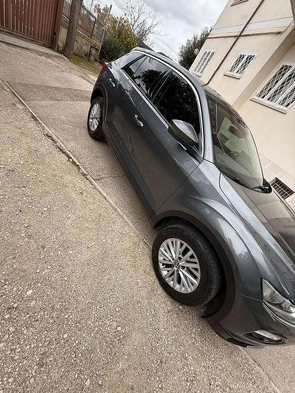Usata VW T-Roc Business 116 CV (85 kW) 2021 Grigio SUV
