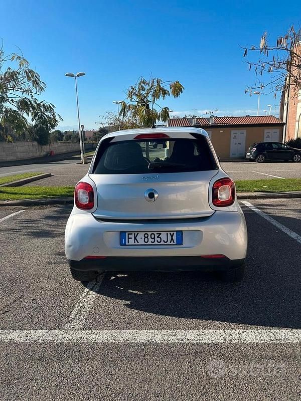 Usata Smart ForFour Passion 2017 Utilitaria