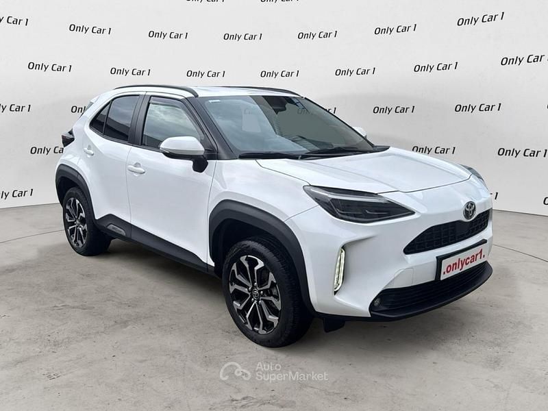 Usata Toyota Yaris Cross Trend 116 CV (85 kW) 2025 Bianco SUV
