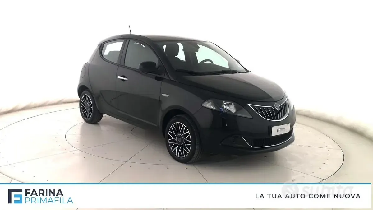 Usata Lancia Ypsilon S 69 CV (50 kW) 2024 Nero Utilitaria