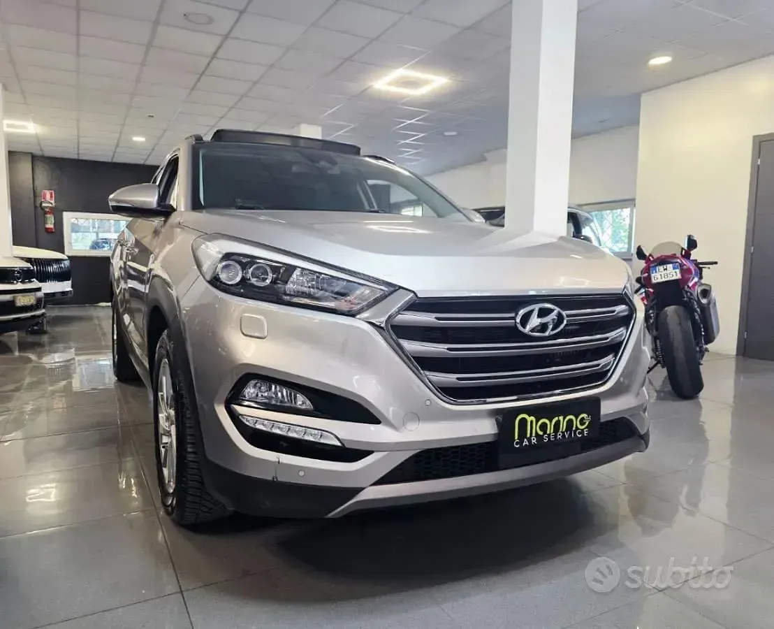 Usata Hyundai Tucson Xpossible 116 CV (85 kW) 2016 Oro SUV