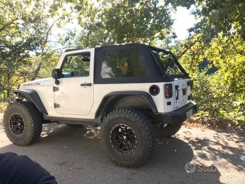 Usado Jeep Wrangler 200 HP (147 kW) 2010 Branco SUV