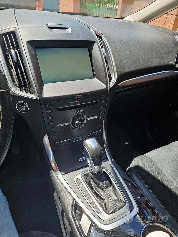 Usata Ford S-MAX S 180 CV (132 kW) 2015 Grigio Monovolume