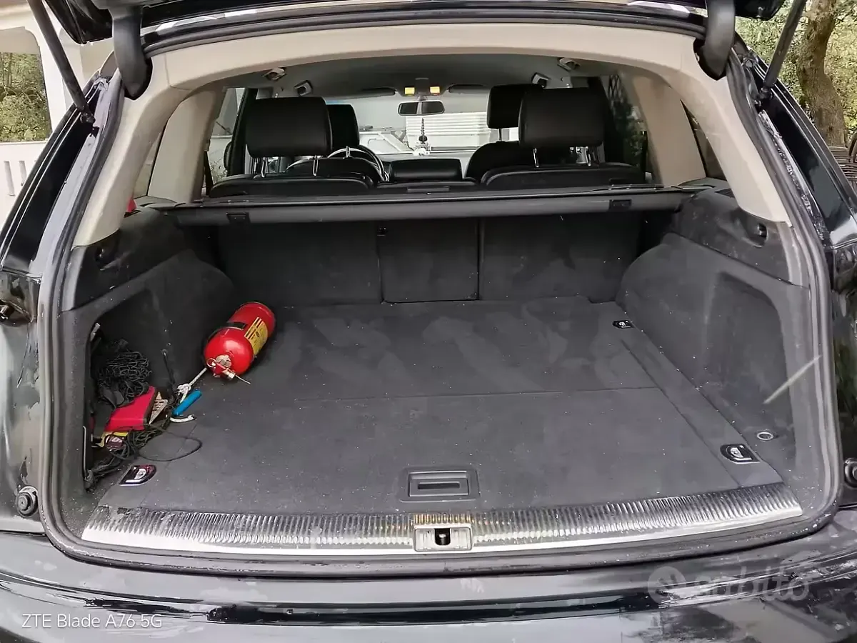 Usata Audi Q7 240 CV (176 kW) 2008 Nero SUV
