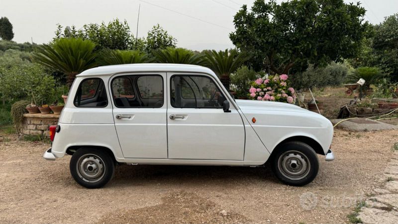 Bianco Usata 1991 Renault R4 Tre volumi | 6000 € - Immagine 1/4