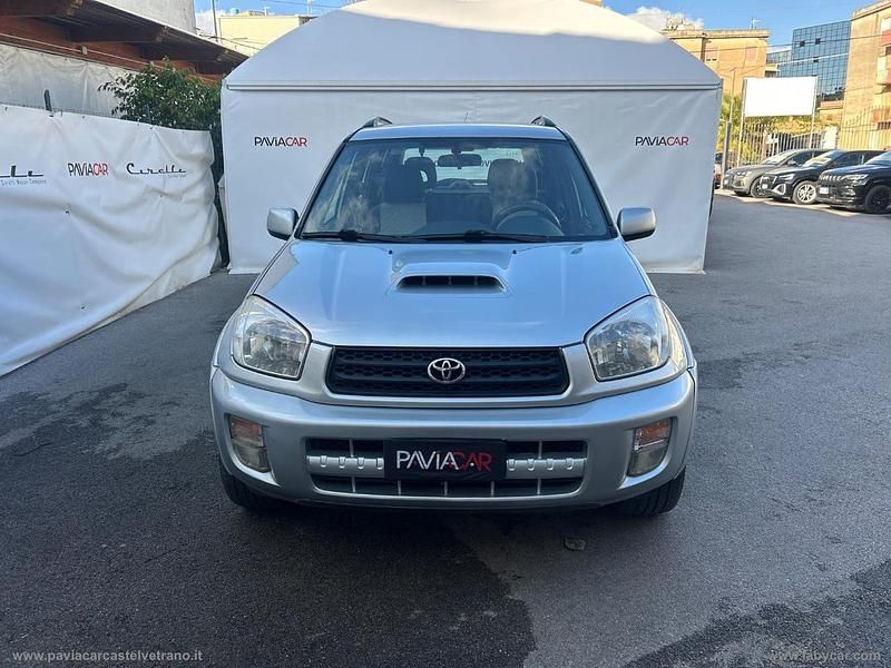 Usata Toyota RAV4 115 CV (84 kW) 2003 Grigio