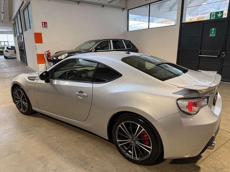 Usata Subaru BRZ 200 CV (147 kW) 2013 Argento Coupé