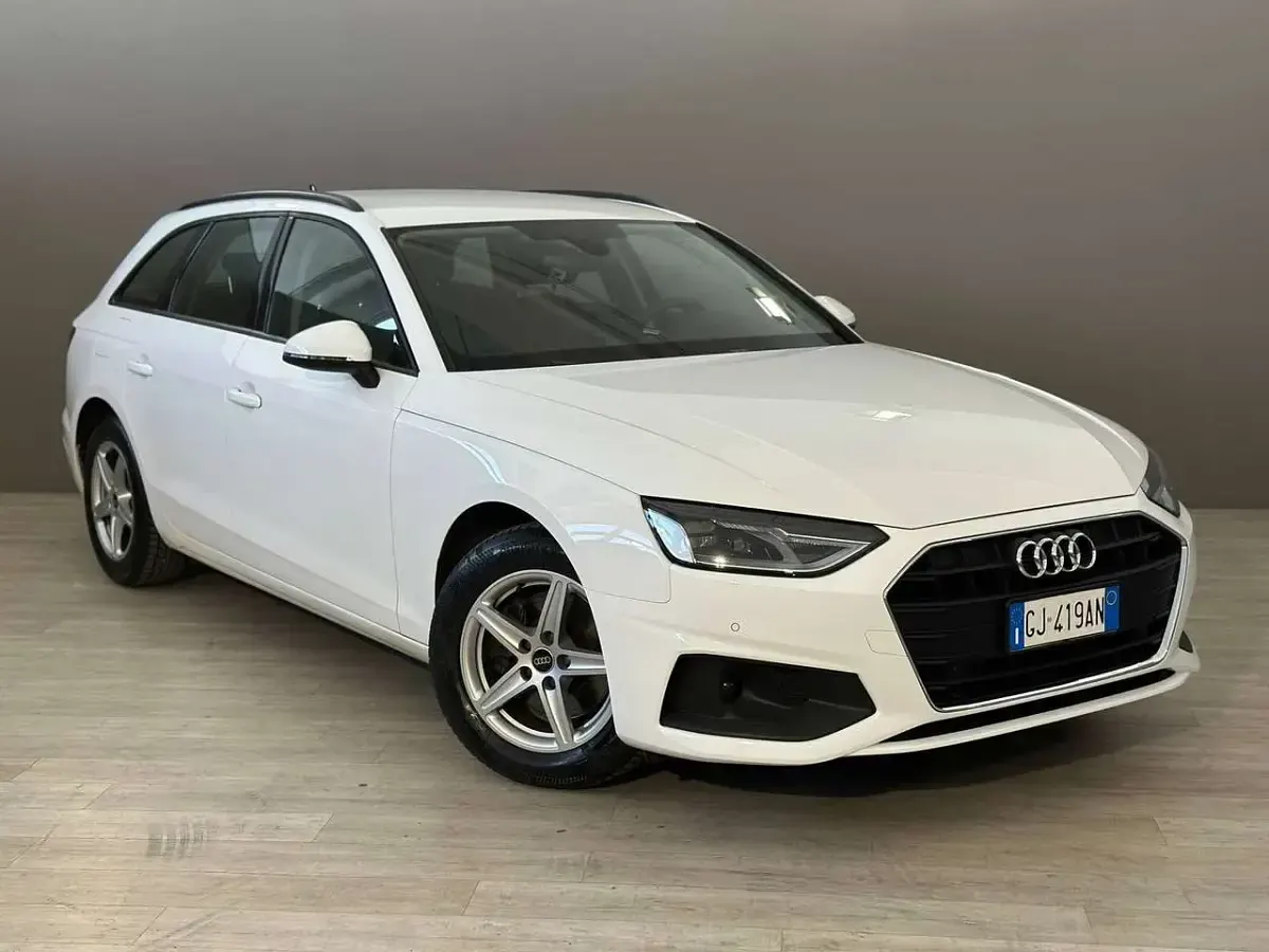 Usata Audi A4 Business 136 CV (100 kW) 2022 Bianco Station wagon