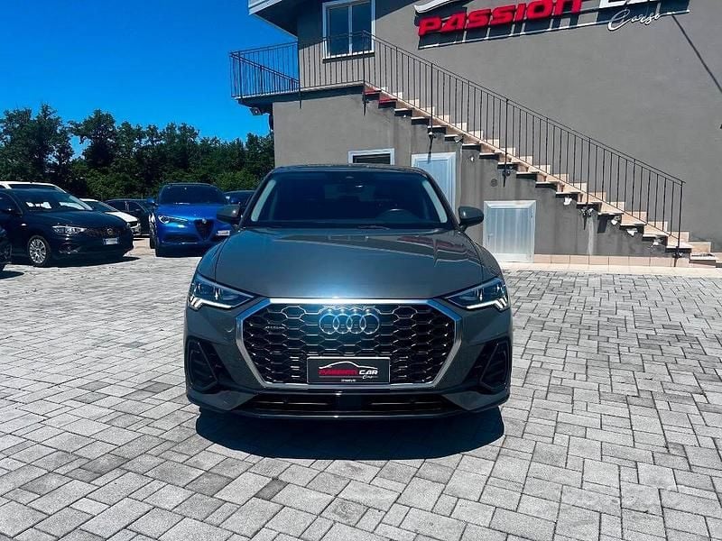 Usata Audi Q3 Sportback Business Plus 150 CV (110 kW) 2022 Grigio(met.) SUV