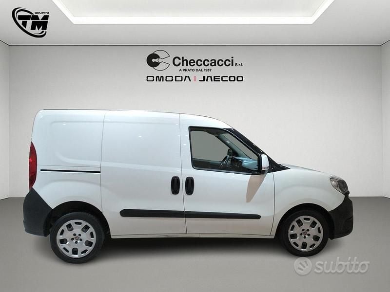 Usata Fiat Doblò 105 CV (77 kW) 2017 Bianco Monovolume