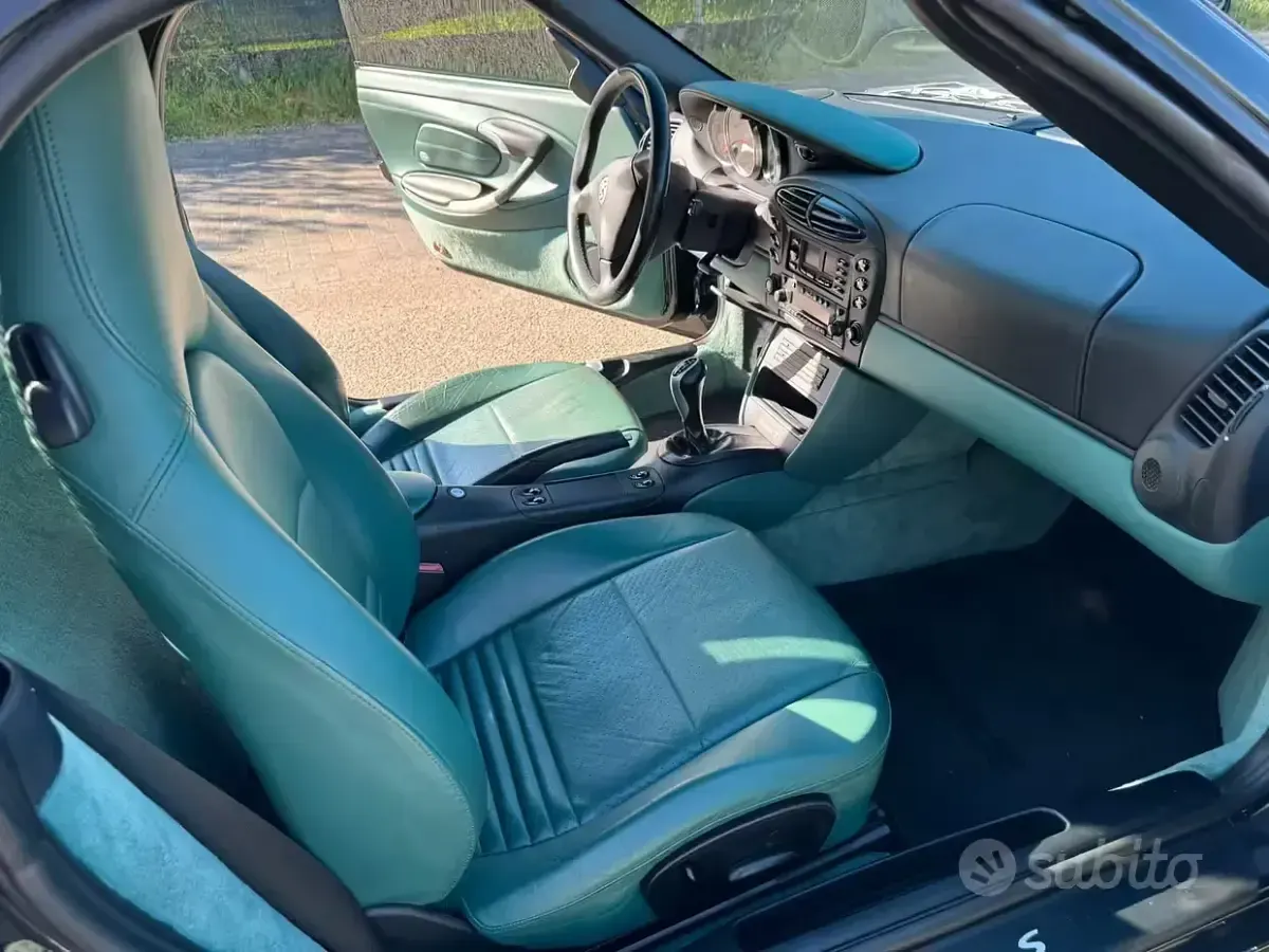 Usata Porsche Boxster 252 CV (185 kW) 2000 Nero Cabrio