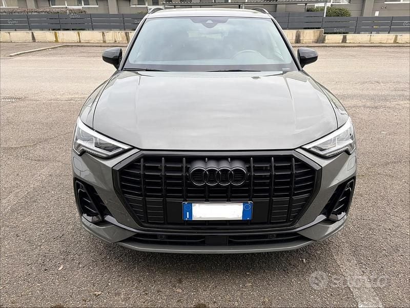 Usata Audi Q3 S-Line 150 CV (110 kW) 2023 Grigio SUV
