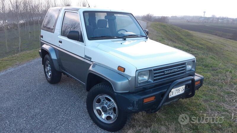 Usato 1990 Daihatsu Rocky LPG_Hybrid 95 CV (5.000 €)