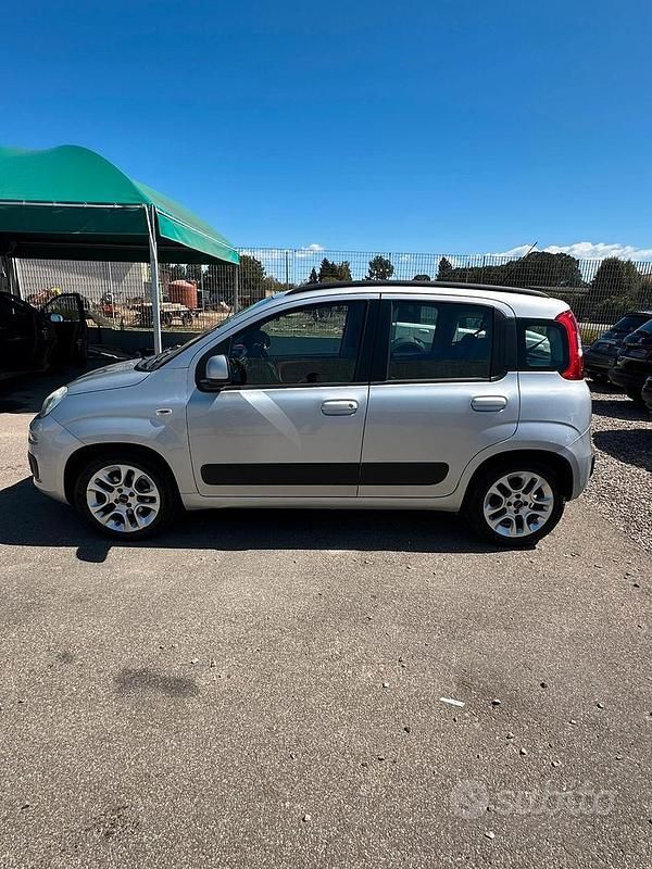 Usata Fiat Panda Lounge 75 CV (55 kW) 2013 Grigio Utilitaria