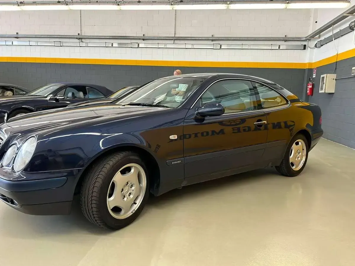 Usata Mercedes CLK320 Elegance 218 CV (160 kW) 1999 Other Coupé