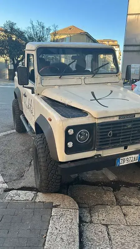 Usata Land Rover Defender 113 CV (83 kW) 1991 SUV