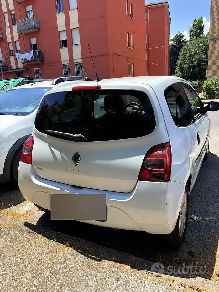 Usata Renault Twingo Dynamique 75 CV (55 kW) 2009 Bianco Utilitaria