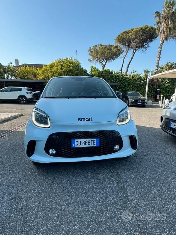 Usata Smart ForFour Electric Drive 60 kW (82 CV) 2020 Bianco Berlina
