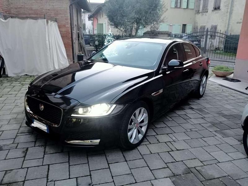 Occasion Jaguar XF Prestige 179 ch (131 kW) 2019 Noir Berline